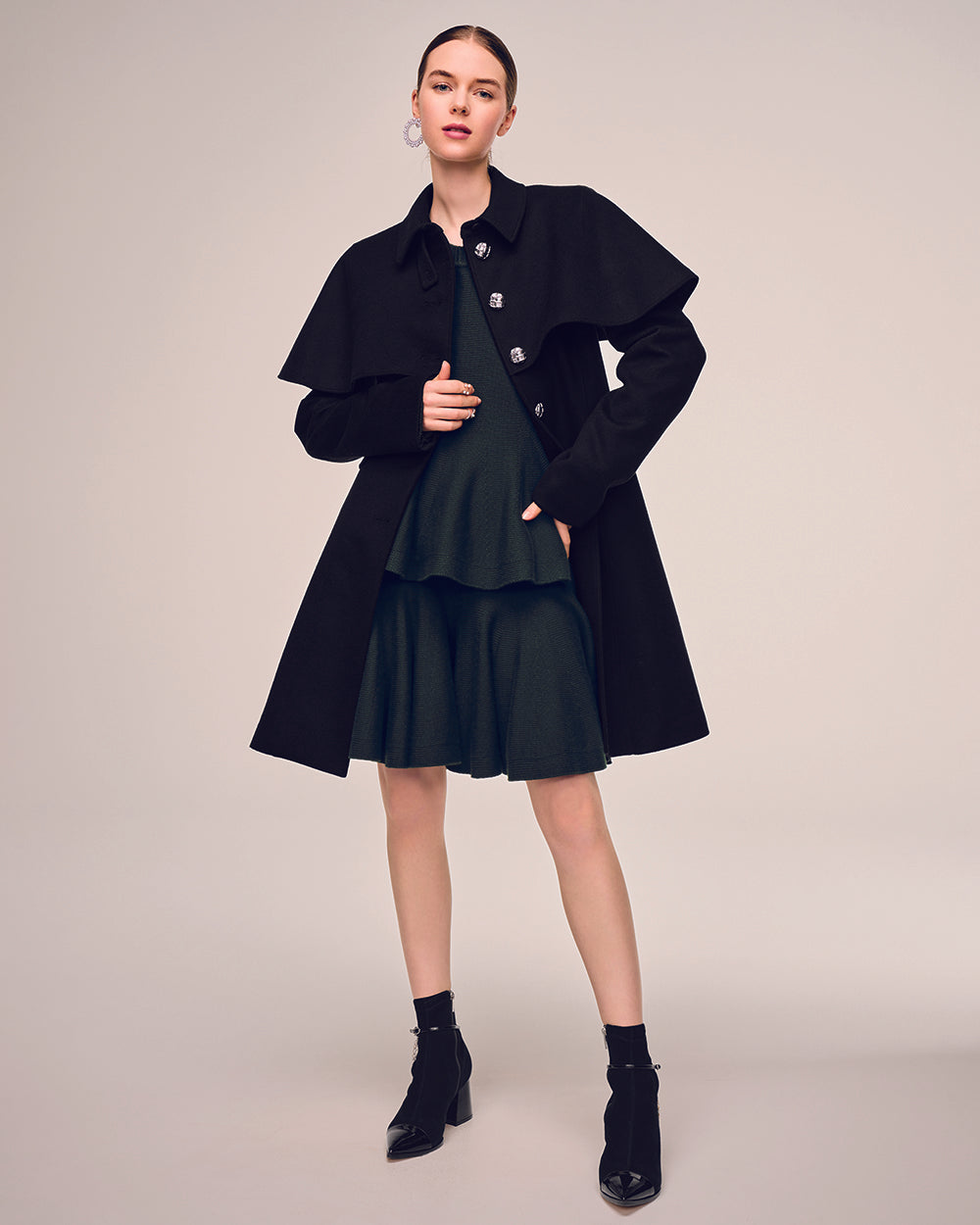 Black Cape Coat: additional content image block 4