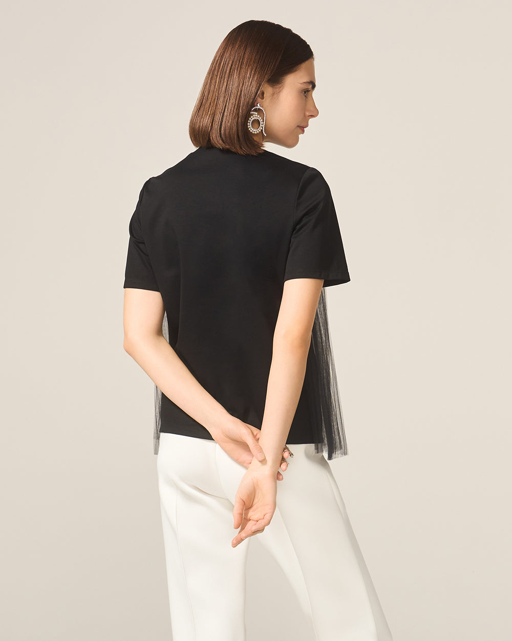 Black Juliet T-Shirt: additional content image block 1