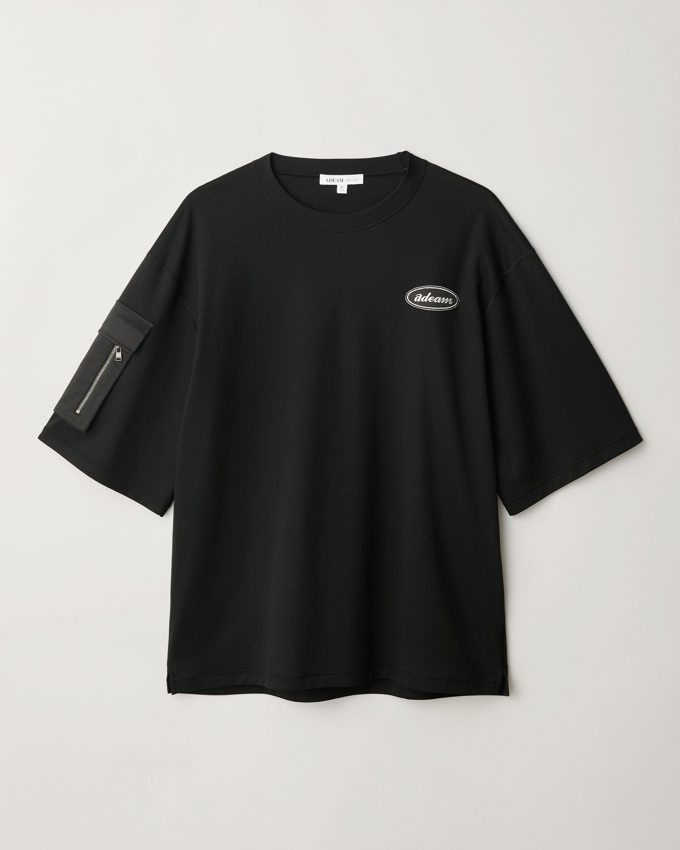 ブラック レトロ ロゴ Tシャツ: additional content image block 4
