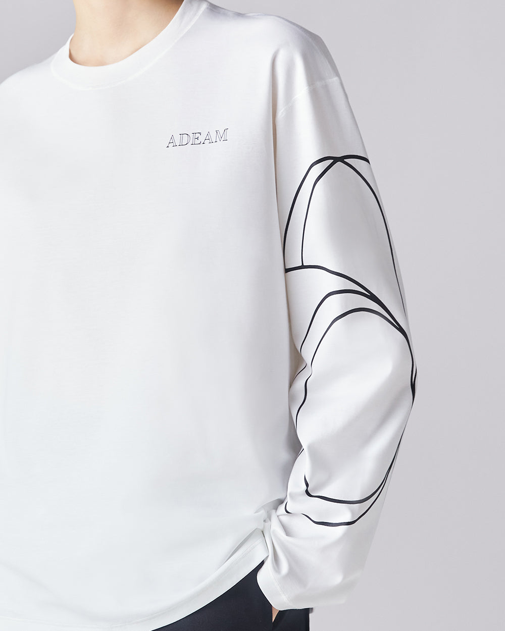 ホワイト エアウォーク ロングTシャツ: additional content image block 2