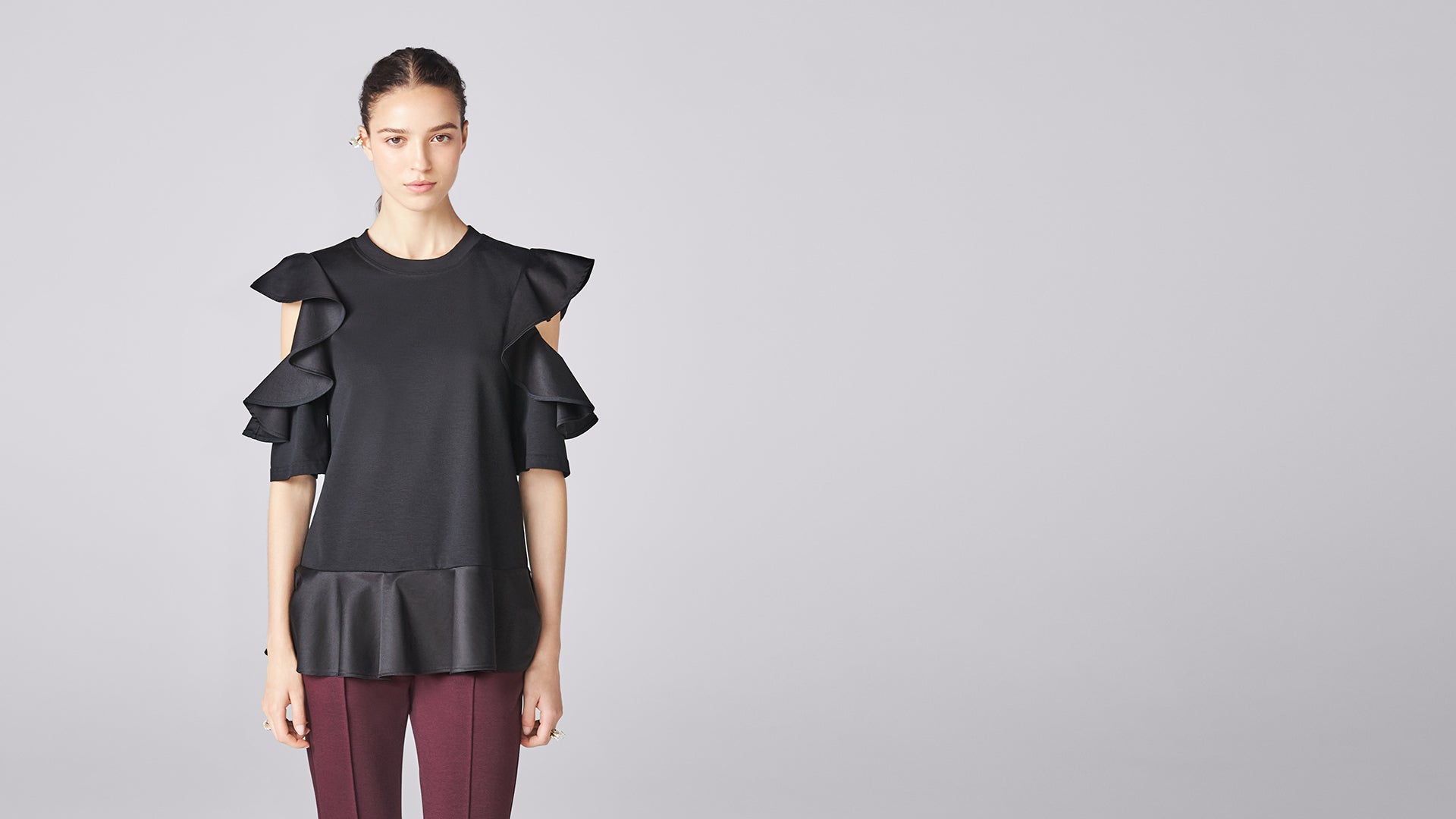 chandelier-t-shirt-in-black