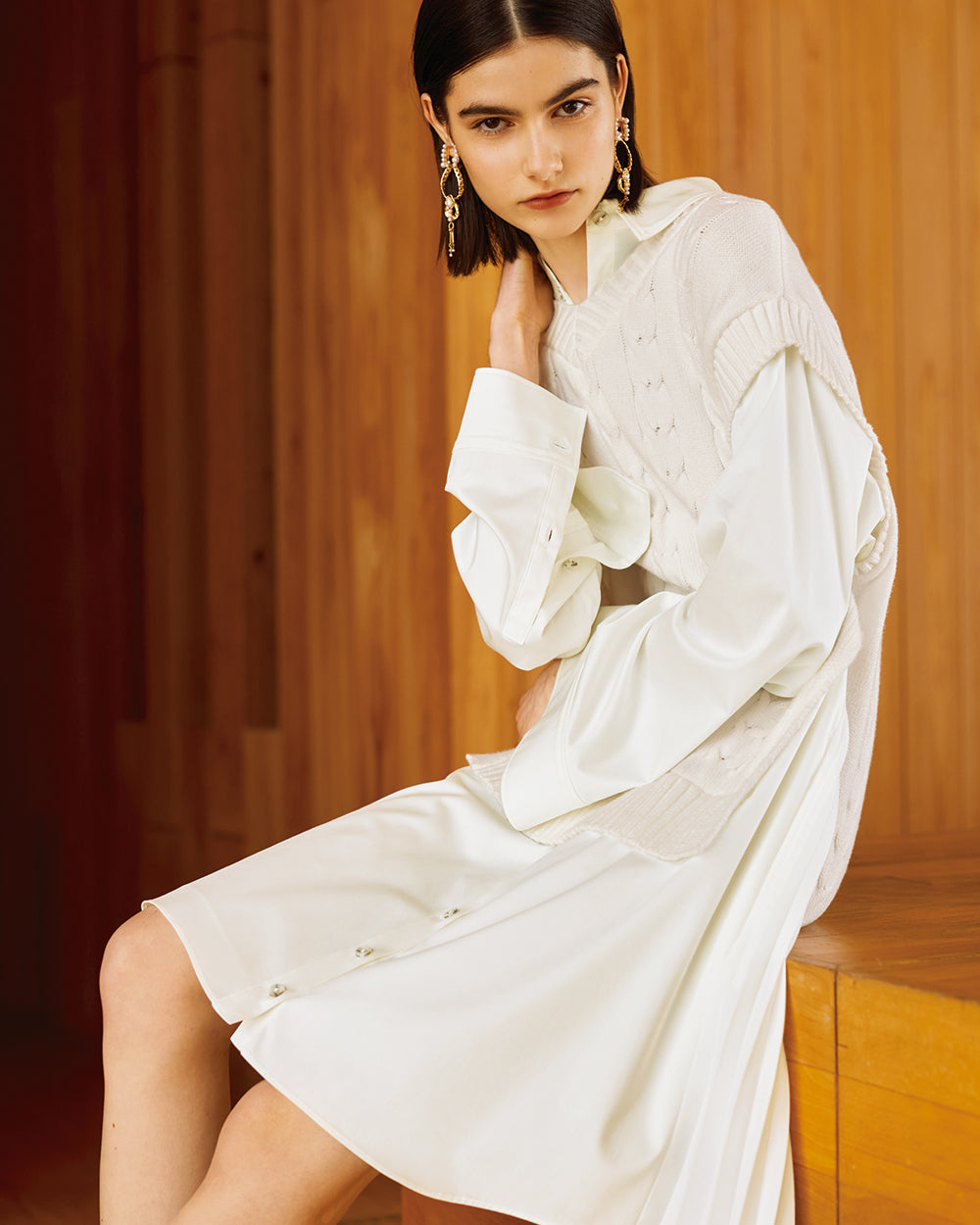 White College Knit Dress: additional content image block 3
