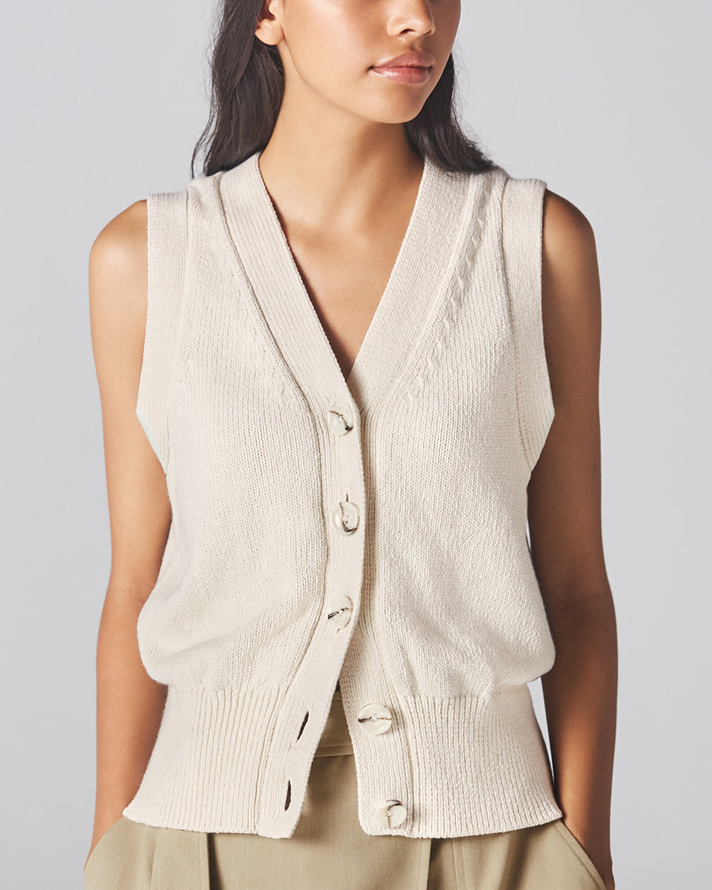 White Sora Vest - ADEAM
